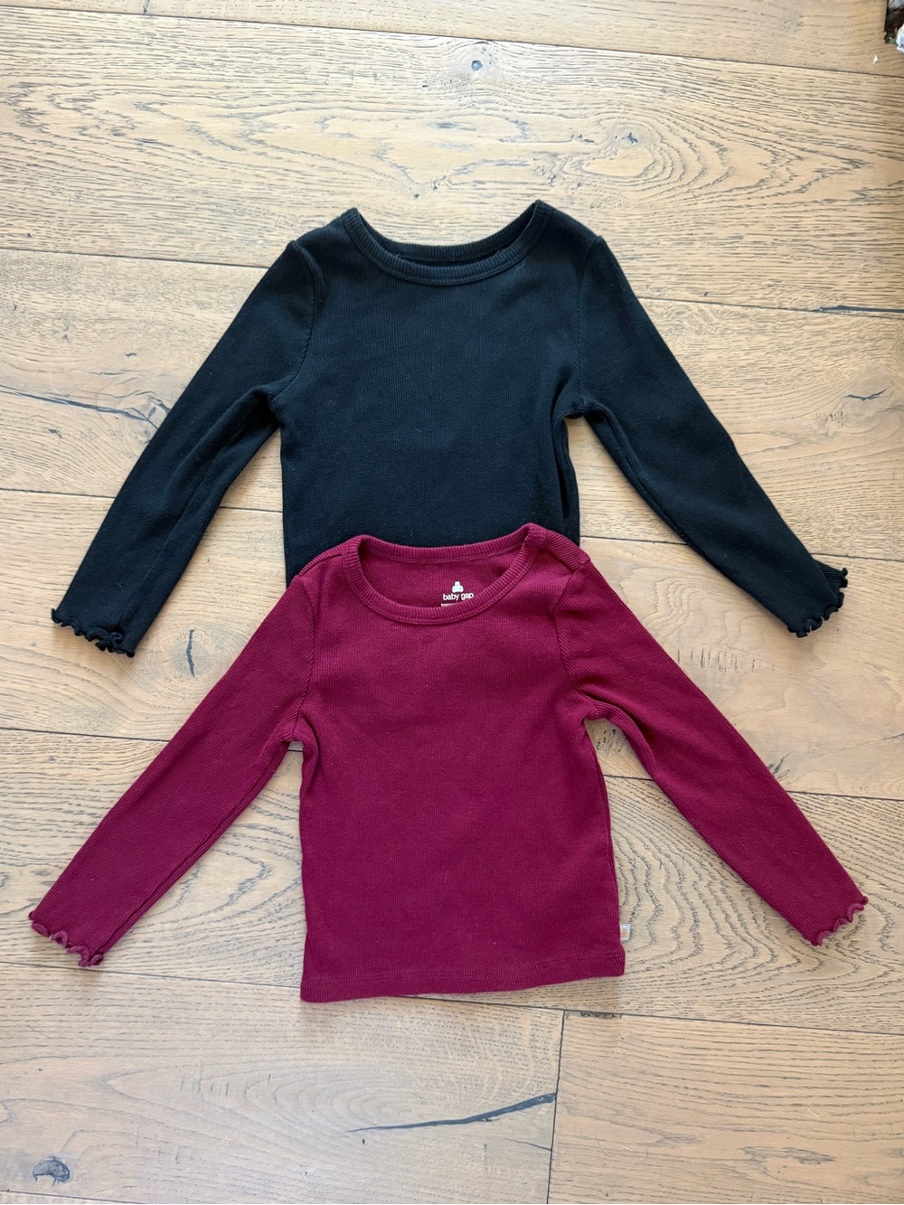 Baby Gap Brannan’s Favorites Ribbed Tops 2-Pack 3T